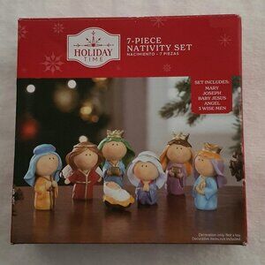 Children's Nativity Set 7-Piece Holy Family Christmas Decor Holiday Time NIB